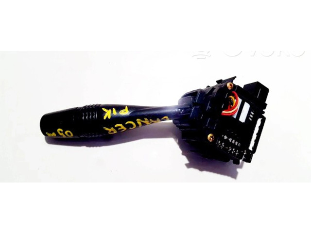 Ручка стеклоочистителей Mitsubishi Lancer