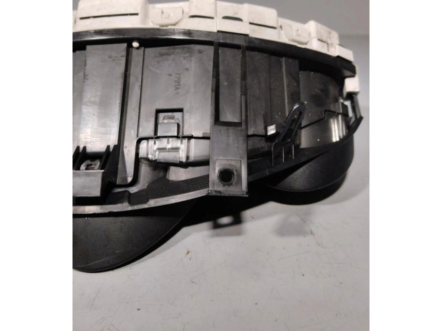 Панель приборов MM0038001 Mitsubishi Colt CZ3