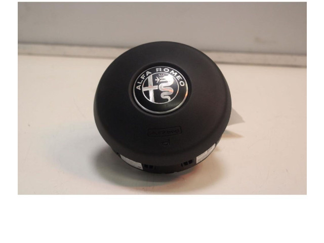 Подушка безопасности водителя 00783   Alfa Romeo Giulia