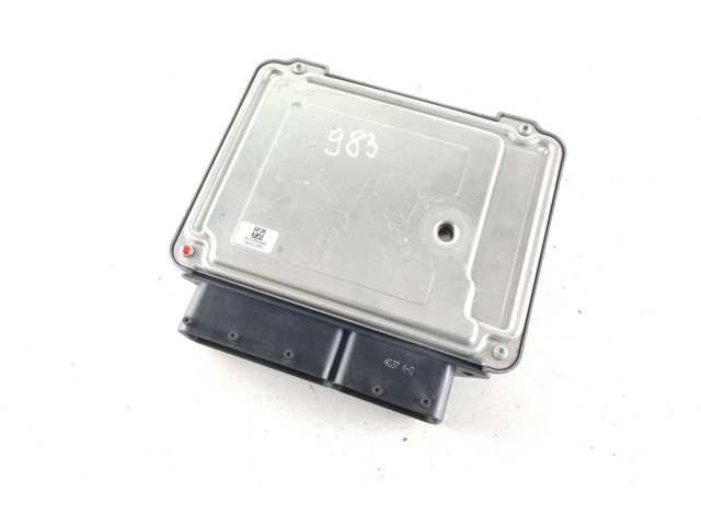 Řídící jednotka 03G906021HR, 03G906021AB   Volkswagen Caddy 2007