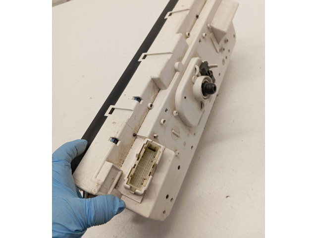 Панель приборов 357191055   Volkswagen PASSAT B3       