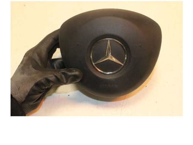 Vstřikovač    Mercedes-Benz GLA W156    K9K 