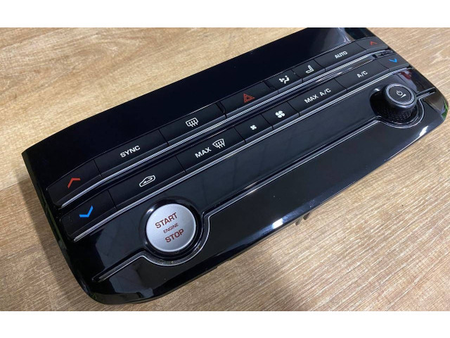 Блок управления климат-контролем JX63-18C858-KB, JX6318C858KB   Jaguar XE