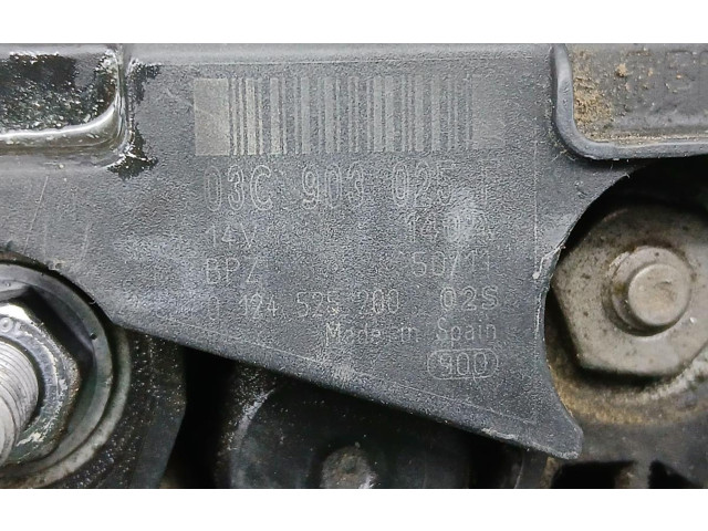 Генератор 03C903025F, 0124525200   Audi A1      
