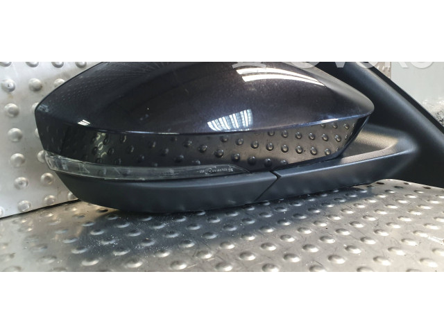 Зеркало электрическое Skoda Octavia Mk4 2019 - года