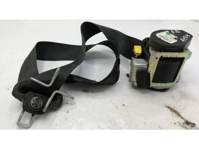 Передний ремень безопасности