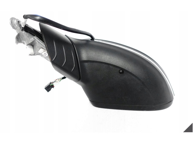 Зеркало электрическое Volkswagen Golf VIII 2019 - года