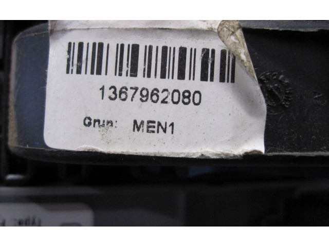 Блок предохранителей 01368890080 Citroen C5