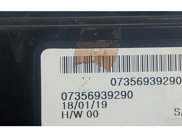 Блок управления климат-контролем 07356939290   Jeep Renegade