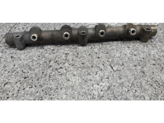 Топливная рампа 0445214017   Citroen C5 Aircross  