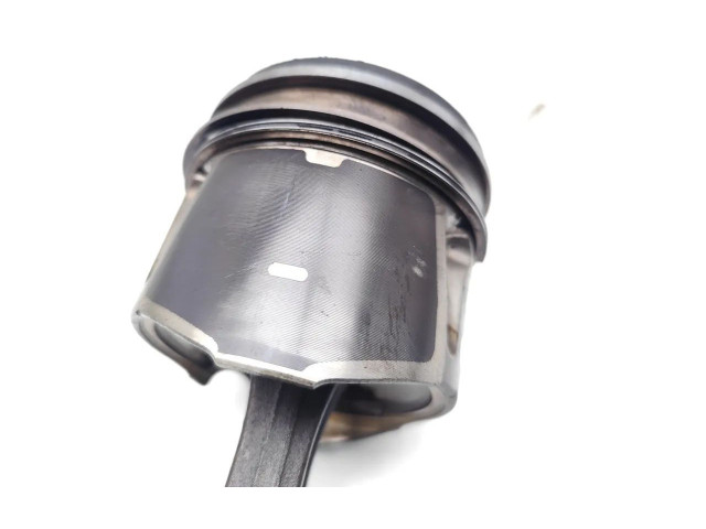 Поршень с шатуном D4204T D4204T Volvo V50