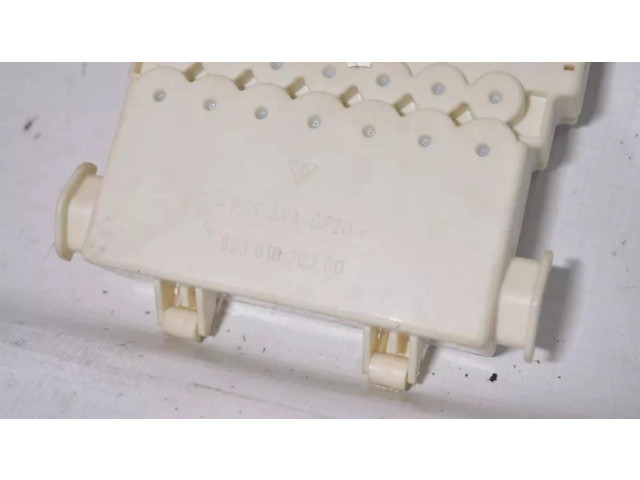 Pojistková skříňka 99661030300 Porsche 911 996 2004