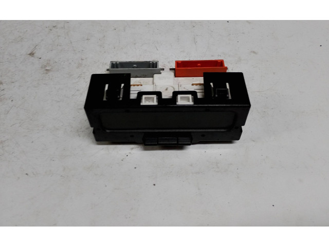Дисплей    P7700436307A   Renault Clio II