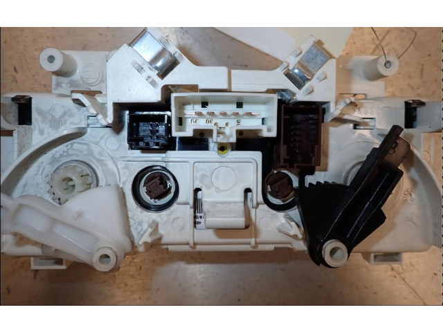 Блок управления климат-контролем 6451XR   Peugeot Expert