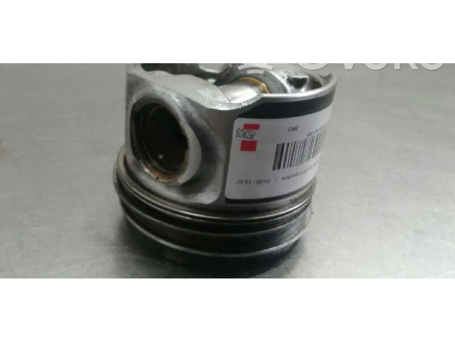 Поршень BKD Volkswagen Golf SportWagen