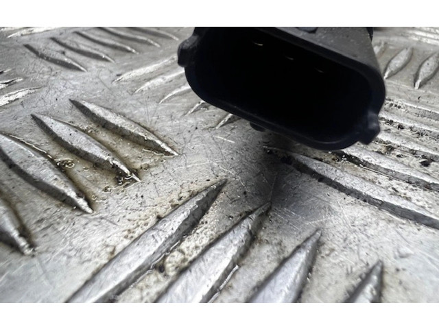 Топливная рампа 30622085, 0445215015   Volvo XC90  