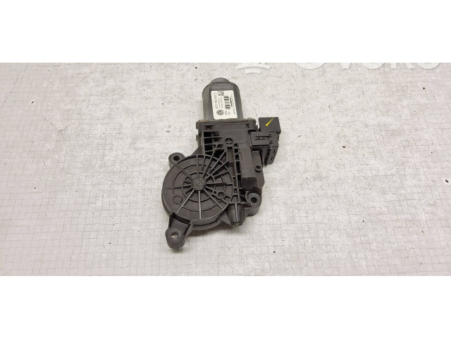 Vstřikovač 6Q1959802, 440881D0   Volkswagen Transporter - Caravelle T5     