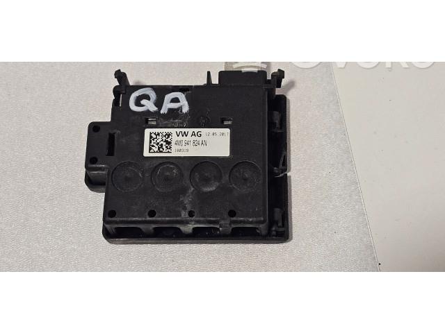 Pojistková skříňka 4M0941824AN Audi Q7 4M 2018