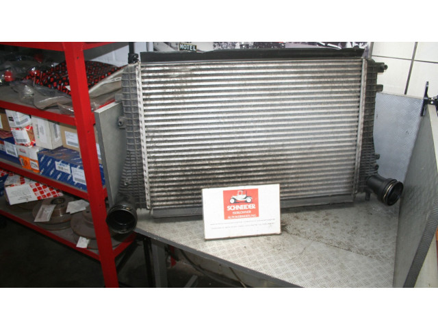 Интеркулер  3C0145805P   Volkswagen PASSAT B6 