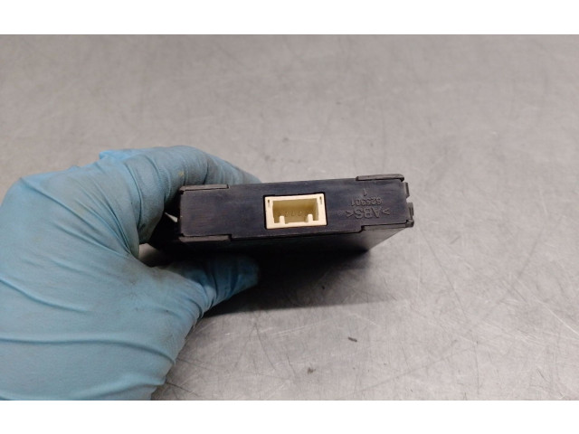 Блок управления 625490000, 8978453040TOKAI Lexus IS III XE30