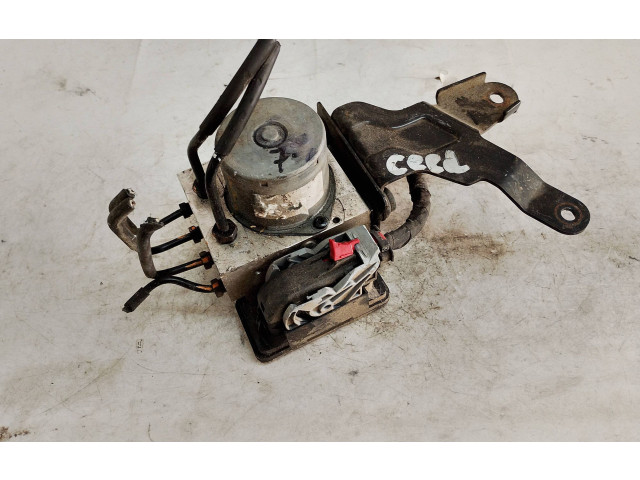 Блок АБС 61589-45200   KIA  Ceed  2018 -  года