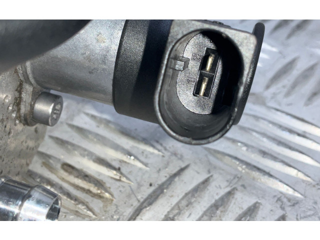 Топливный насос    04L130755D   Seat Leon (5F)