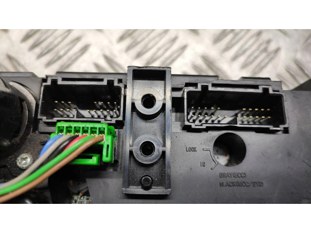 Блок управления климат-контролем 8691876 Volvo XC70