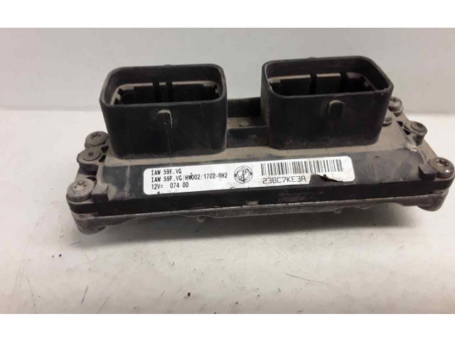 Přístrojová deska  Fiat Punto (188) 2008 IAW59FVG  