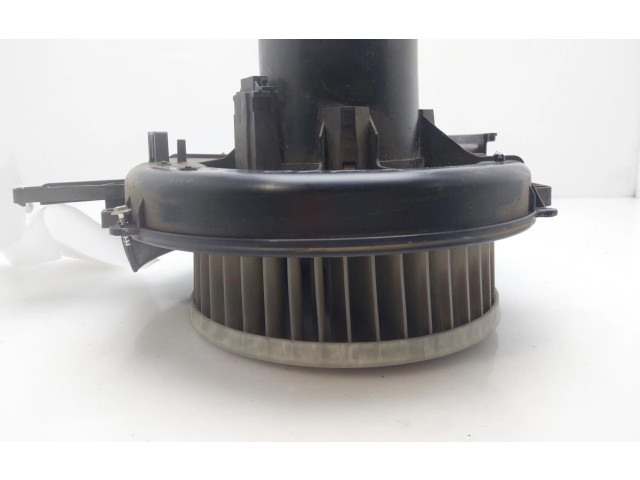 Вентилятор печки    6Q1819015H   Volkswagen Polo IV 9N3