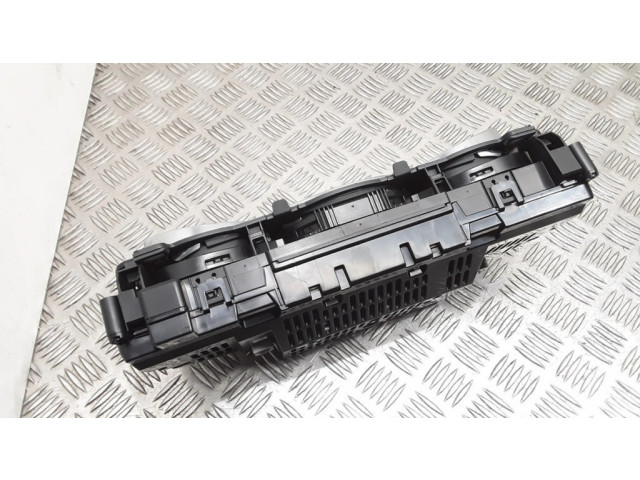 Přístrojová deska Mercedes-Benz E W212 2014 A2129000425, A2C87304800