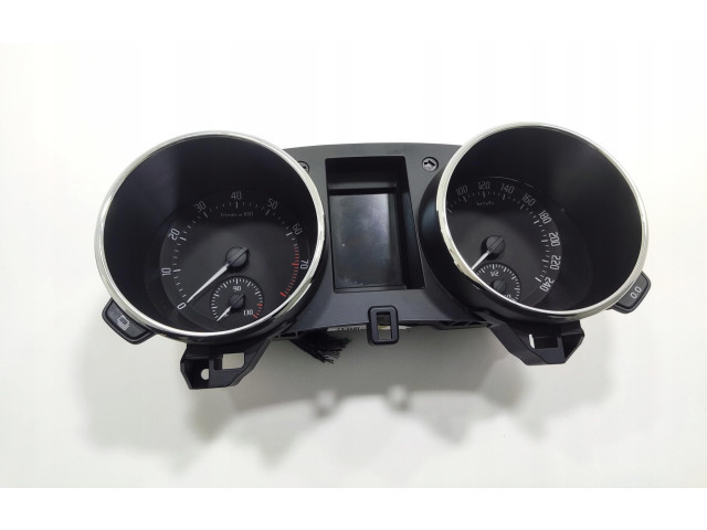 Спидометр (приборный щиток) 5L0920840S Skoda Yeti (5L)