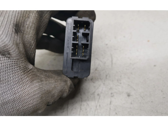 Блок управления TC91675G2F Mazda Premacy