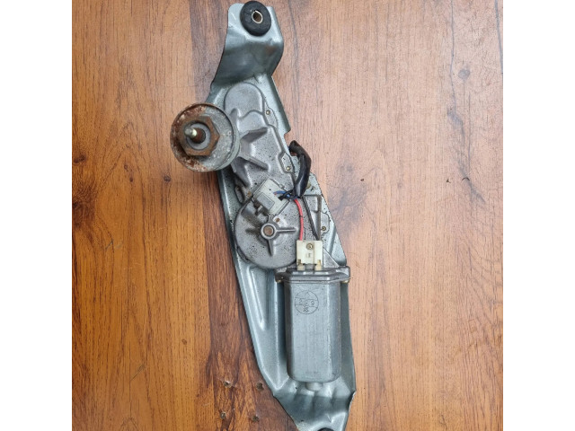 Моторчик заднего дворника 34928581 Mazda 323 F