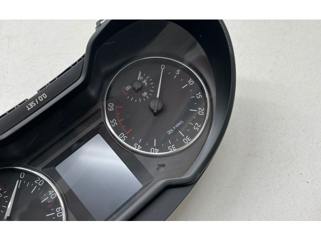 Панель приборов 5E0920751B, 2552015   Skoda Octavia Mk3 (5E)       