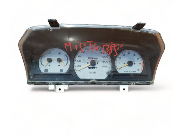 Панель приборов Mitsubishi Space Runner