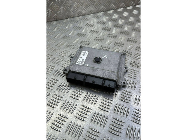 Řídící jednotka 237103008R, 237102806R   Renault Sandero I 2017