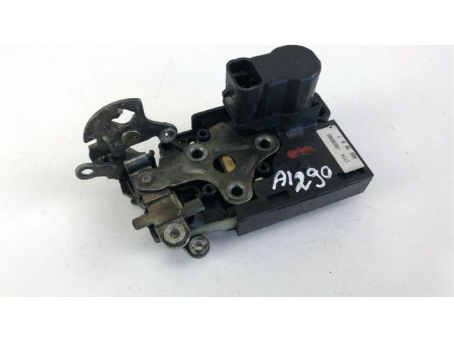 Замок багажника 16636585, A1290 Chevrolet Tahoe