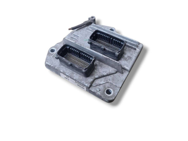 Řídící jednotka 55562549   Opel Zafira B 2009