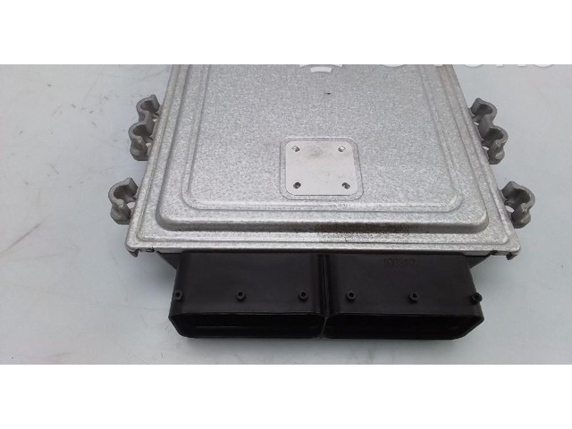 Блок управления двигателя 391012u206   KIA Ceed