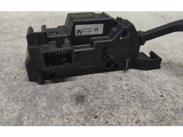 Форсунка 96811335XT    Citroen C4 I Picasso   