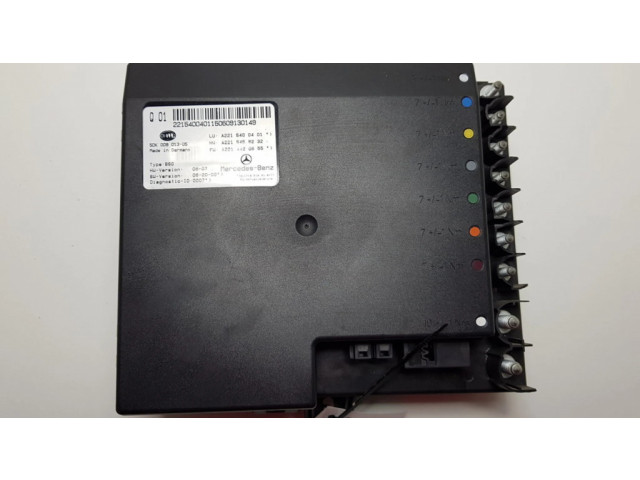 Pojistková skříňka A2215400401, A2215458232 Mercede-Benz S W221 2007