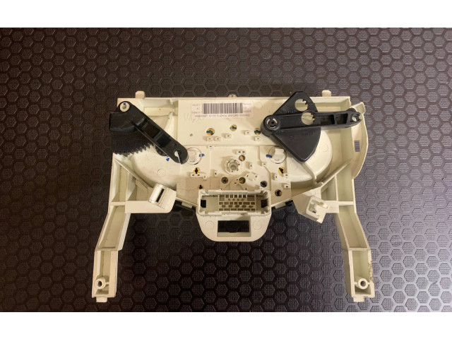 Блок управления климат-контролем X83WKB, 10175   Renault Trafic II (X83)