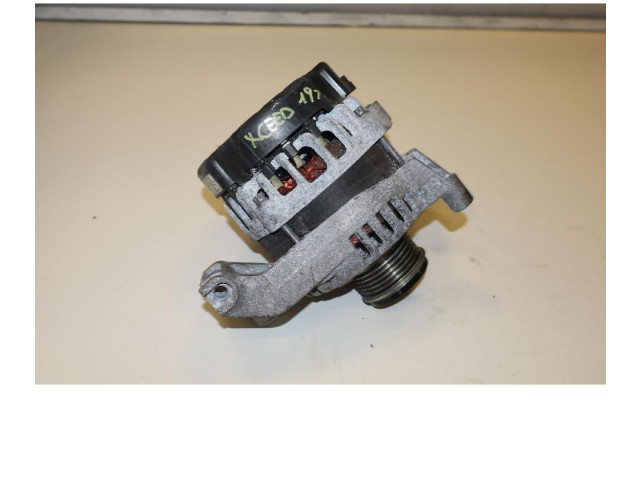 Генератор 373002U200   KIA Xceed      