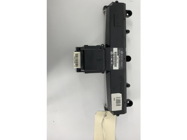 Экран/ дисплей / маленький экран 8570008B40   SsangYong Rexton