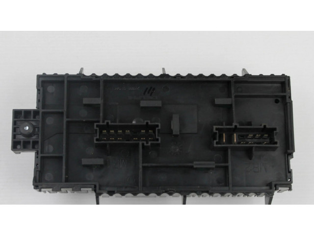 Pojistková skříňka A1669068201 Mercedes-Benz GL X166 2015