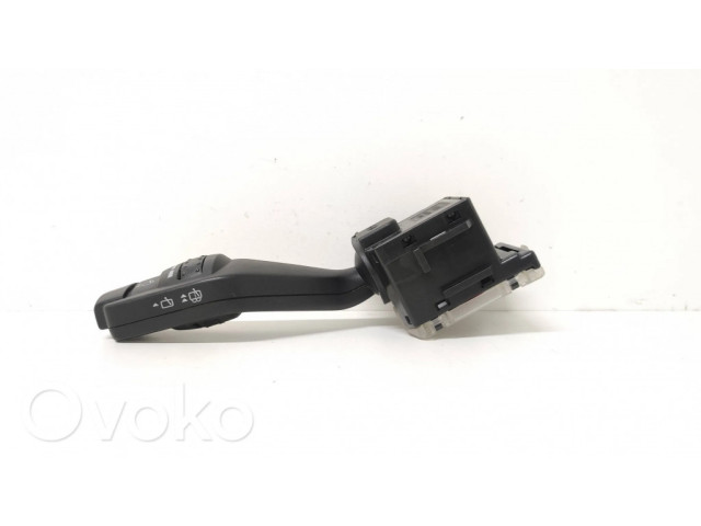 Ручка стеклоочистителей 17D940, DX1AA   Ford Focus