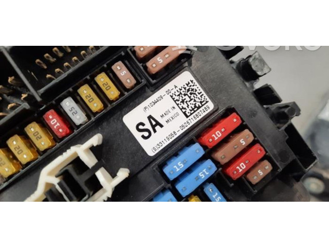 Pojistková skříňka 103440900A Tela Model S 2016