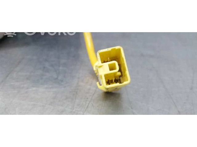 Подушка безопасности пассажира LC6257K70G Mazda MPV II LW