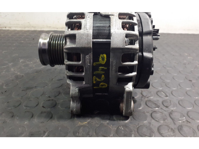 Генератор 04E903015P, P3-A4-29-2 Volkswagen Caddy