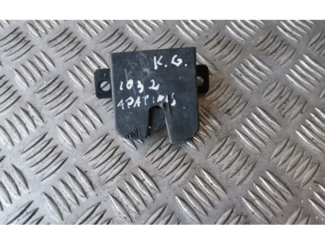 Zámek zadních dveří 2K0827505E Volkswagen Caddy 2007